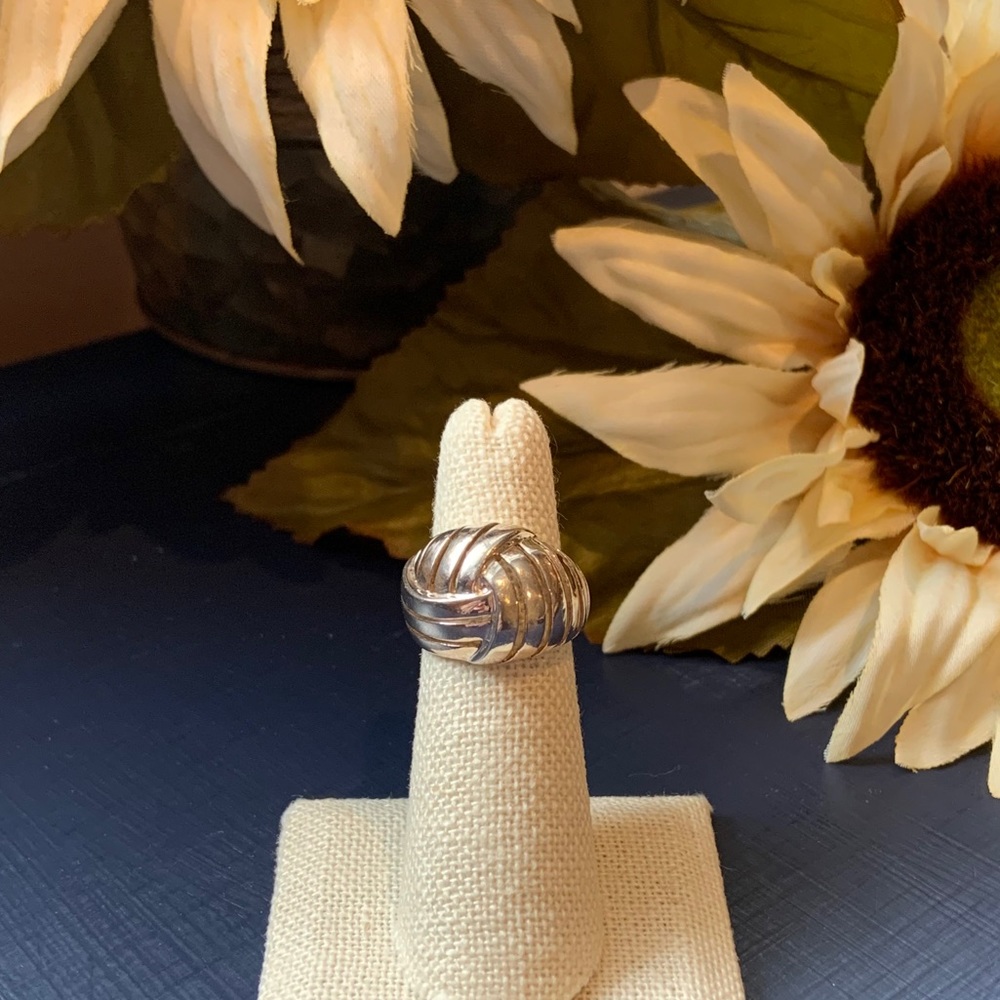 Love Knot Ring